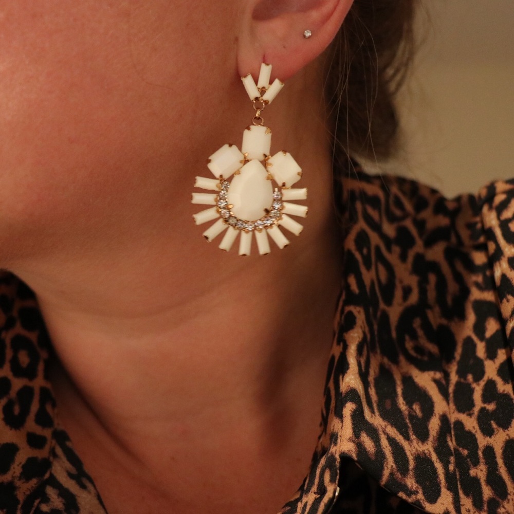 Off white geometric earrings